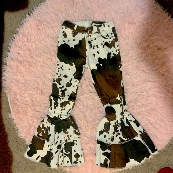 Girls cow print bell bottoms - Picture 2 of 2